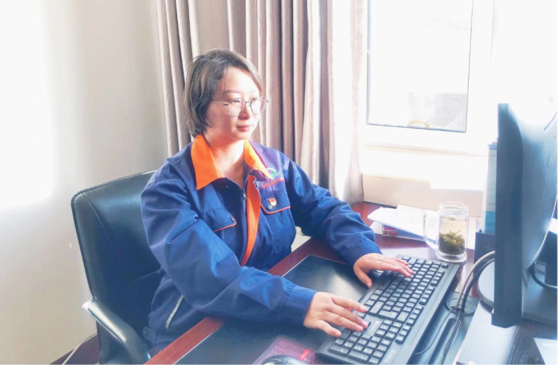 省物產(chǎn)集團(tuán)黨務(wù)工作者、先進(jìn)模范持續(xù)熱議黨的二十大精神（二）